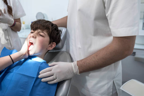 Best Emergency Dental Care for Broken or Chipped Teeth in Troy, IL